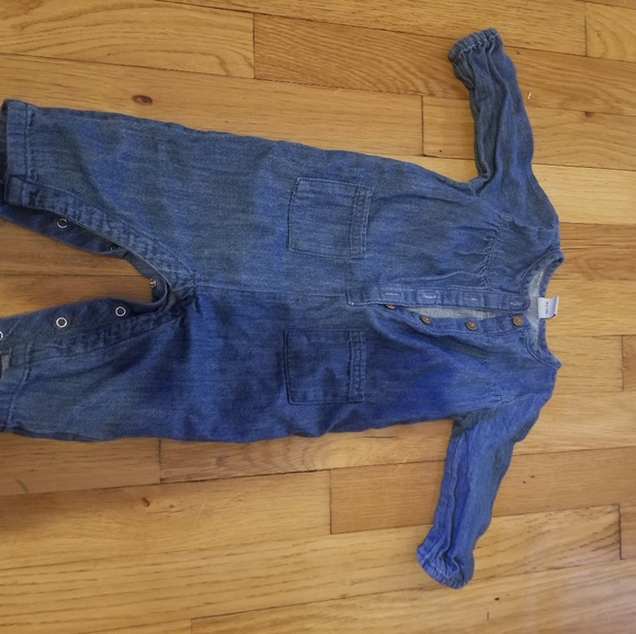 Chambry onsie - Picture 1 of 1